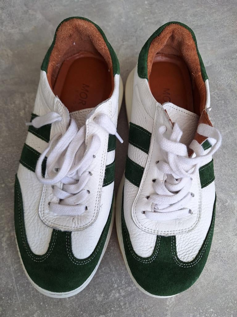 Sportschoenen, Ophalen of Verzenden, Zo goed als nieuw, Zwart, Sportschoenen