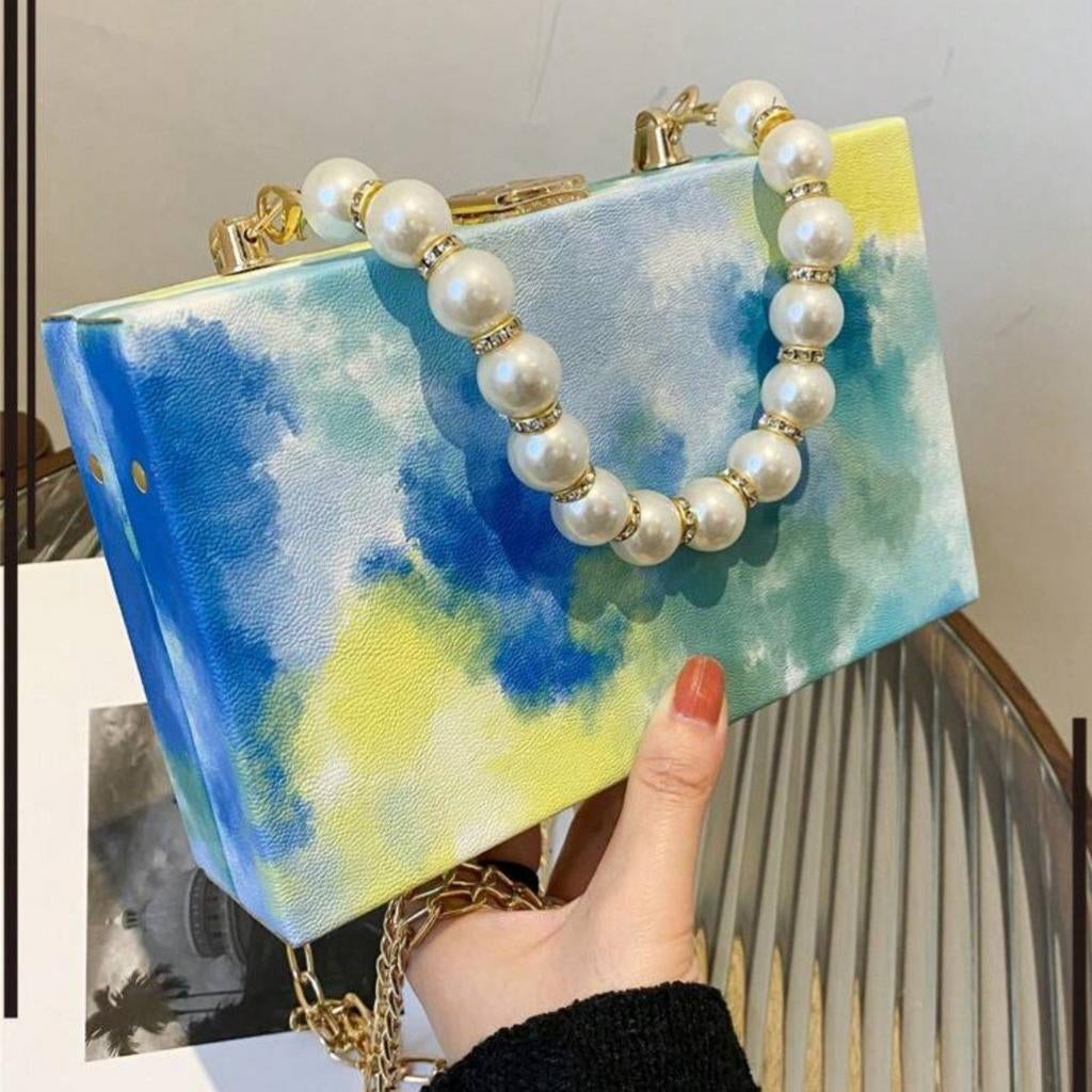 Nieuwe Avondtasje met Parelhandvat en Schouderketting, Ophalen