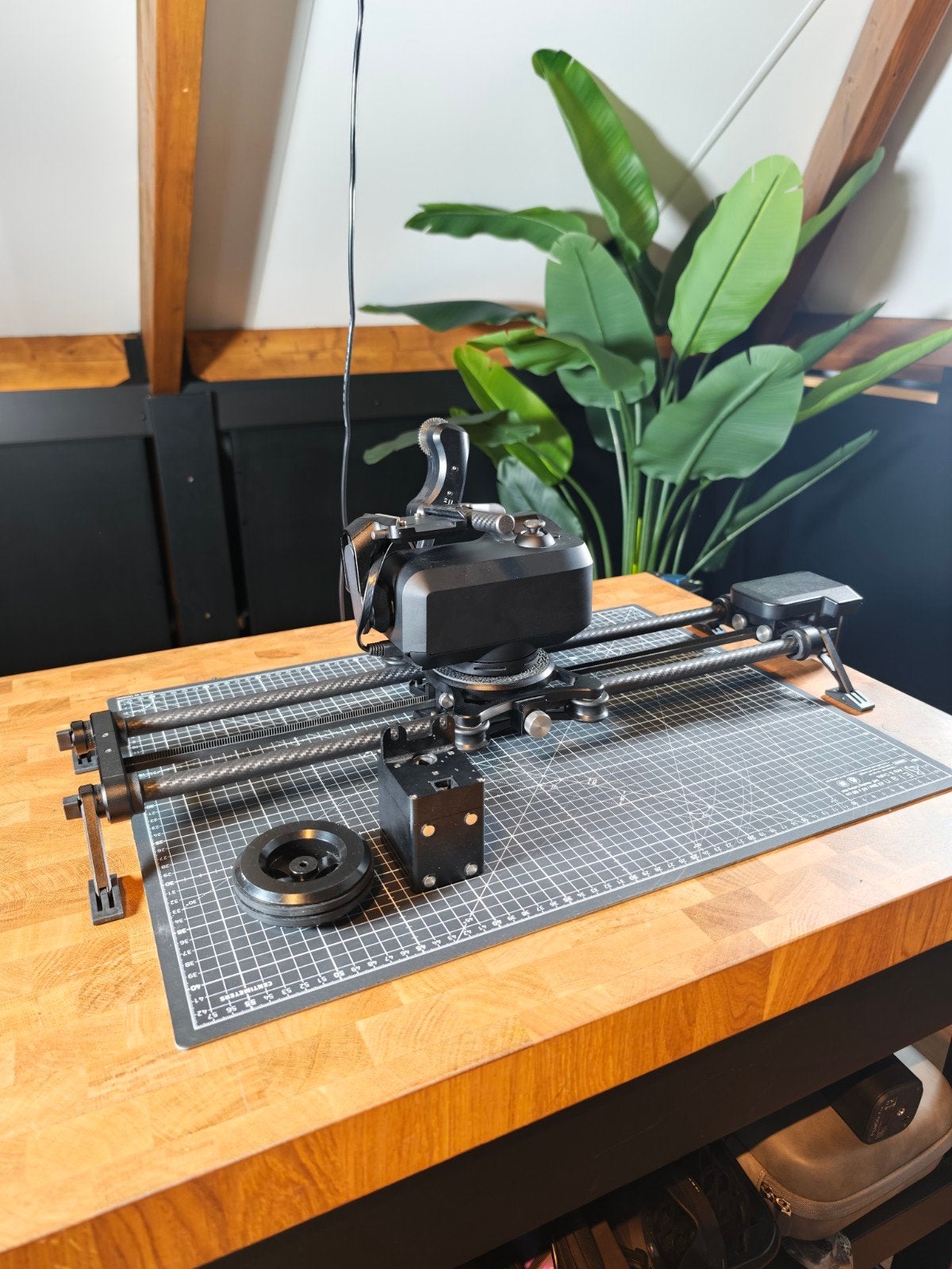 Rhino Arc II gemotoriseerde 24" slider met Accessoires, Overige merken, Overige typen, Ophalen of Verzenden, Zo goed als nieuw