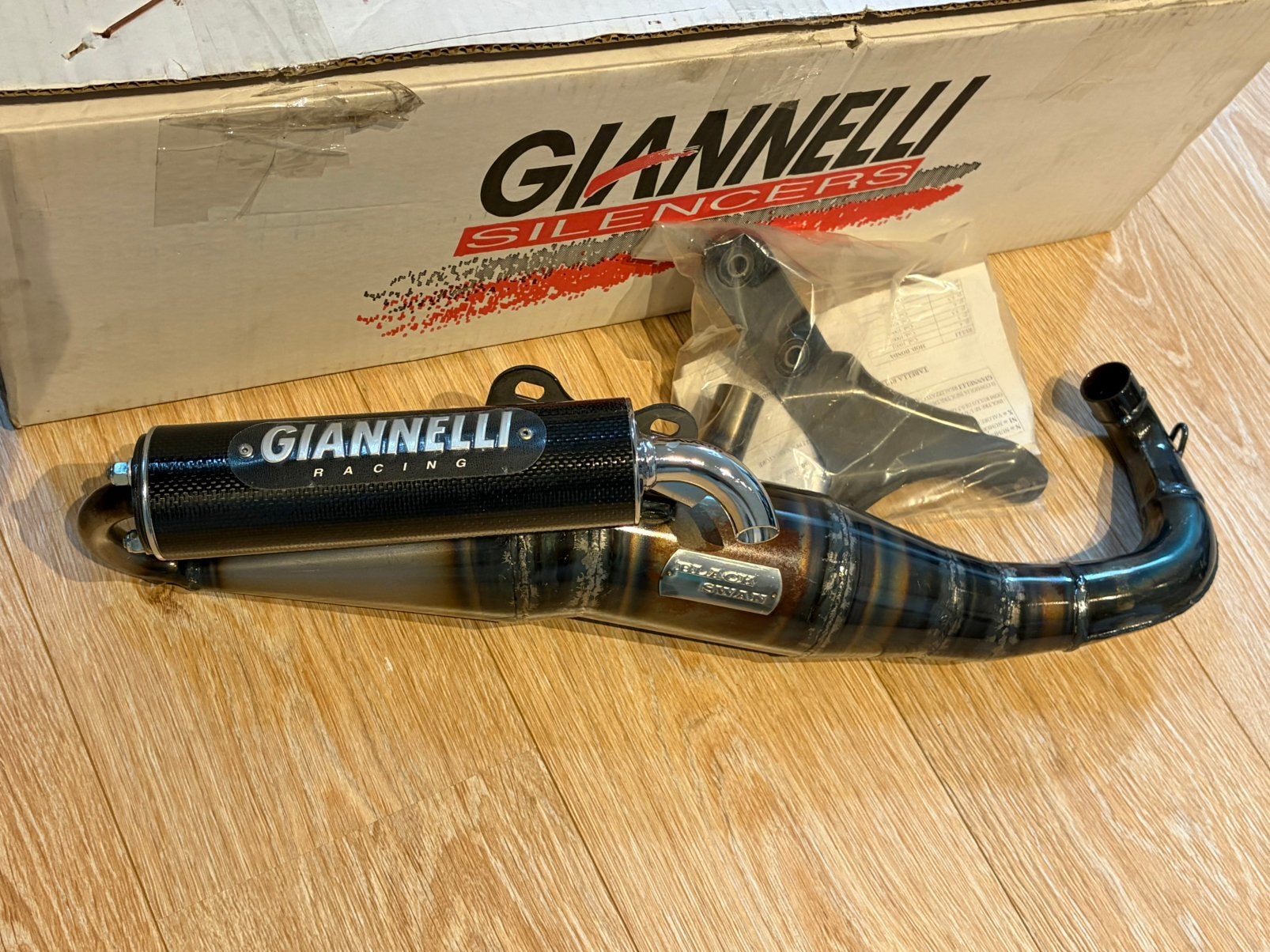Giannelli Black Swan Piaggio NRG (Piaggio 2takt), Ophalen of Verzenden, Nieuw, Uitlaat, Giannelli