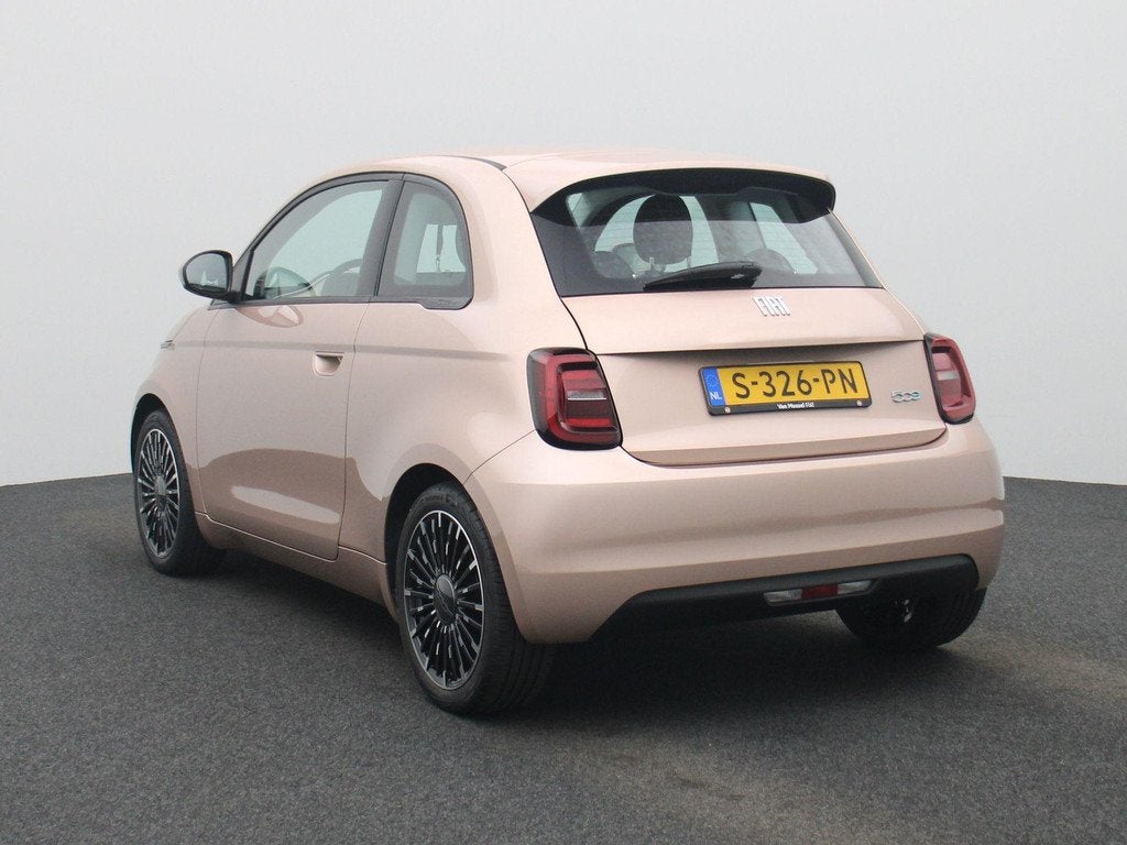 Fiat 500 Icon 42 kWh | NAVIGATIE | LMV | KEYLESS | CRUISE CO, 12 maanden, Stof, 4 stoelen, 1265 kg