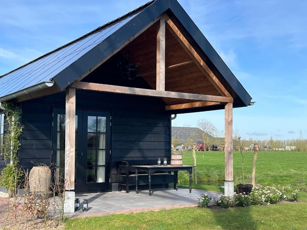 Gastenverblijf in Noordeloos, Internet, Landelijk, 1 slaapkamer, Aan meer of rivier