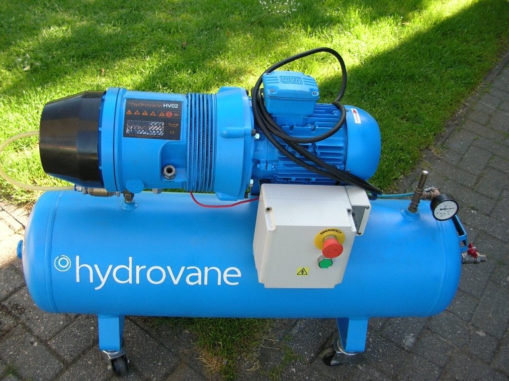 HYDROVANE  HV 01 /  HV 02  COMPRESSOREN, Ophalen, 10 bar of meer, Zo goed als nieuw, Geluidgedempt