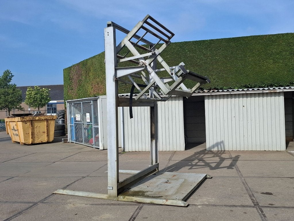 Mechanische kantelaar - stationaire kistenkantelaar, Zakelijke goederen, Ophalen, Werkplaats, Gebouw of Erf, Onbekend, Onbekend
