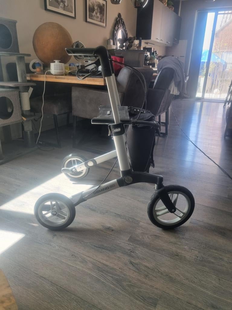 GEMINI 60 zeer mooie rollator met bagage tas, Diversen, Ophalen of Verzenden