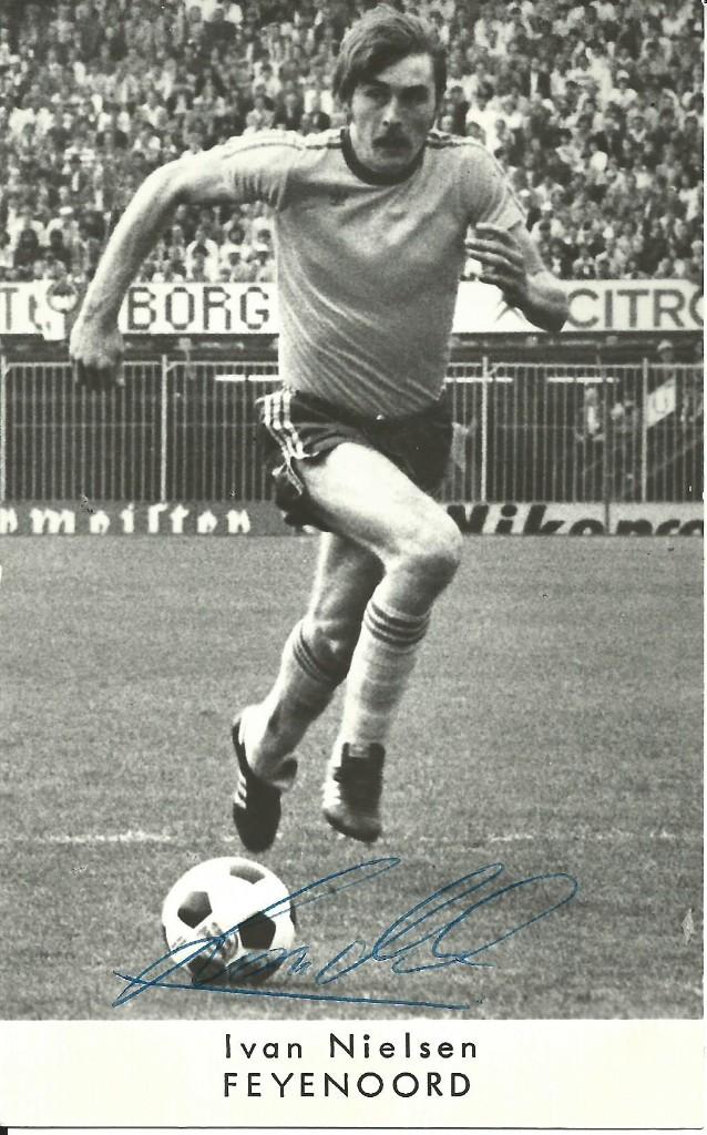 1979-1983 fotokaart Piet Bouts Ivan Nielsen Feyenoord, Verzenden, Zo goed als nieuw, Feyenoord, Spelerskaart