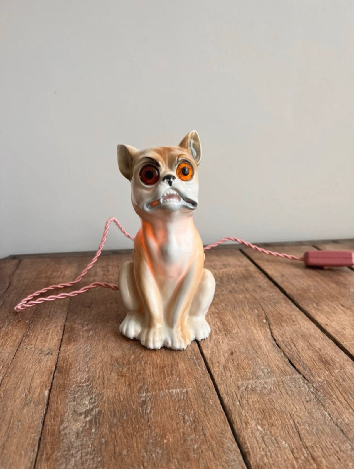 Vintage porseleinen parfum lampje in de vorm van een hond, Antiek en Kunst, Ophalen of Verzenden