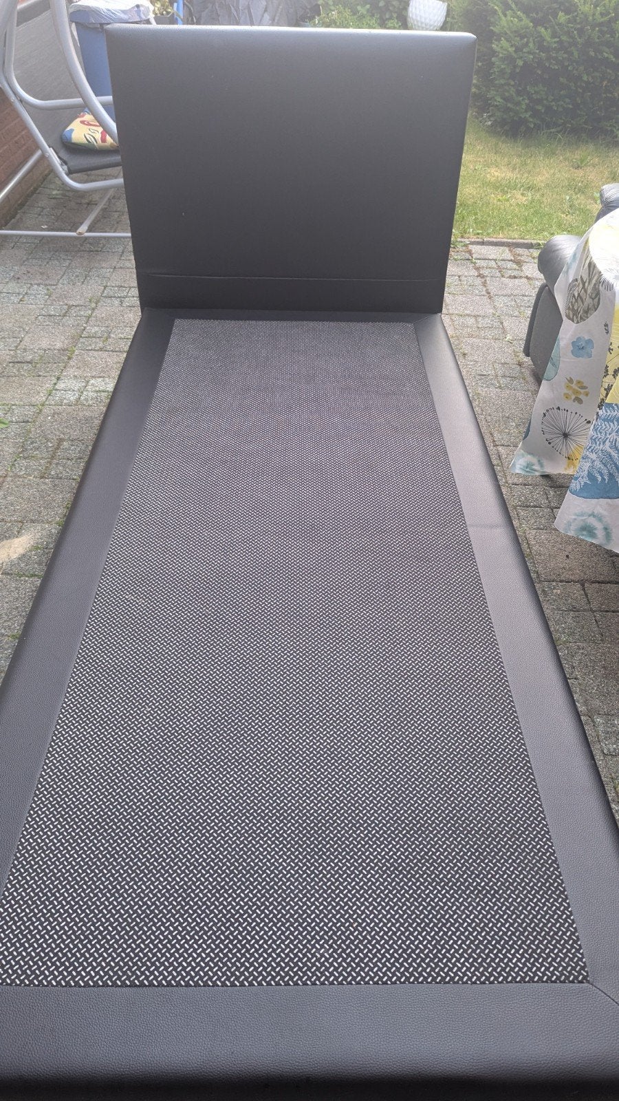 Gratis Boxspring met hoofdbord  200-90-30cm van echte leer, Ophalen of Verzenden, Overige instrumenten
