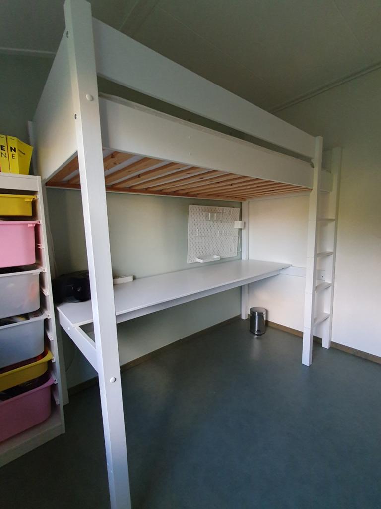Hoogslaper met groot bureau merk "Petit Amélie", Ophalen, Gebruikt, Eenpersoons, 200 cm