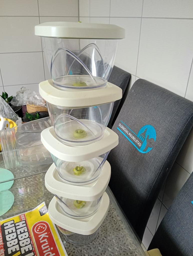 Tupperware voorraad bakjes, Ophalen, Zo goed als nieuw