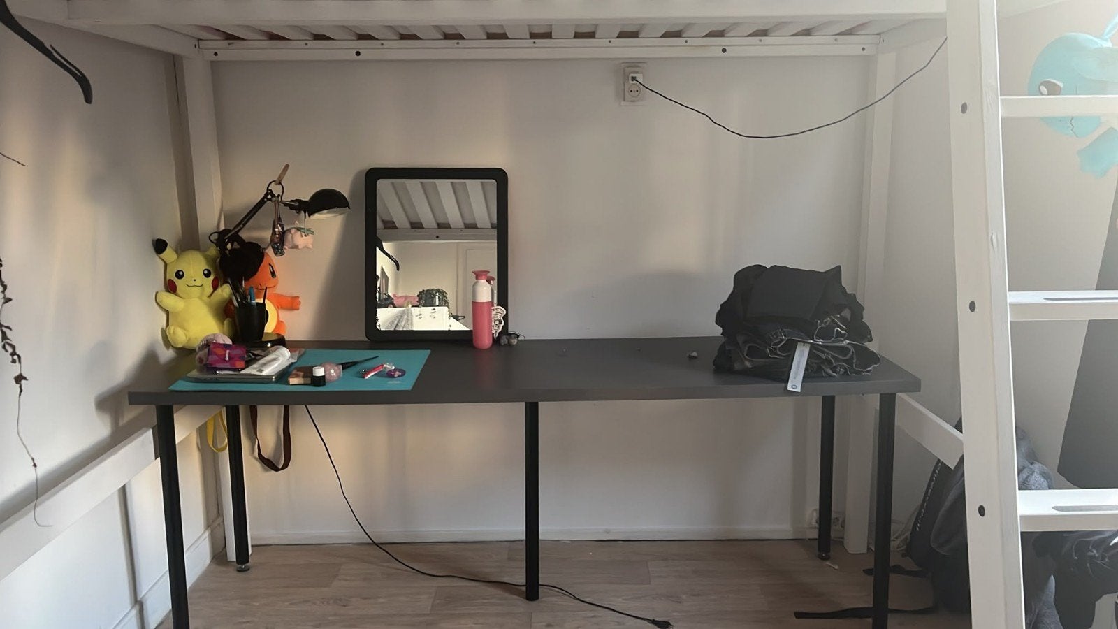 IKEA Bureaublad 200x60 cm grijs met 5 poten, Huis en Inrichting, Bureaus, Ophalen of Verzenden, Gebruikt
