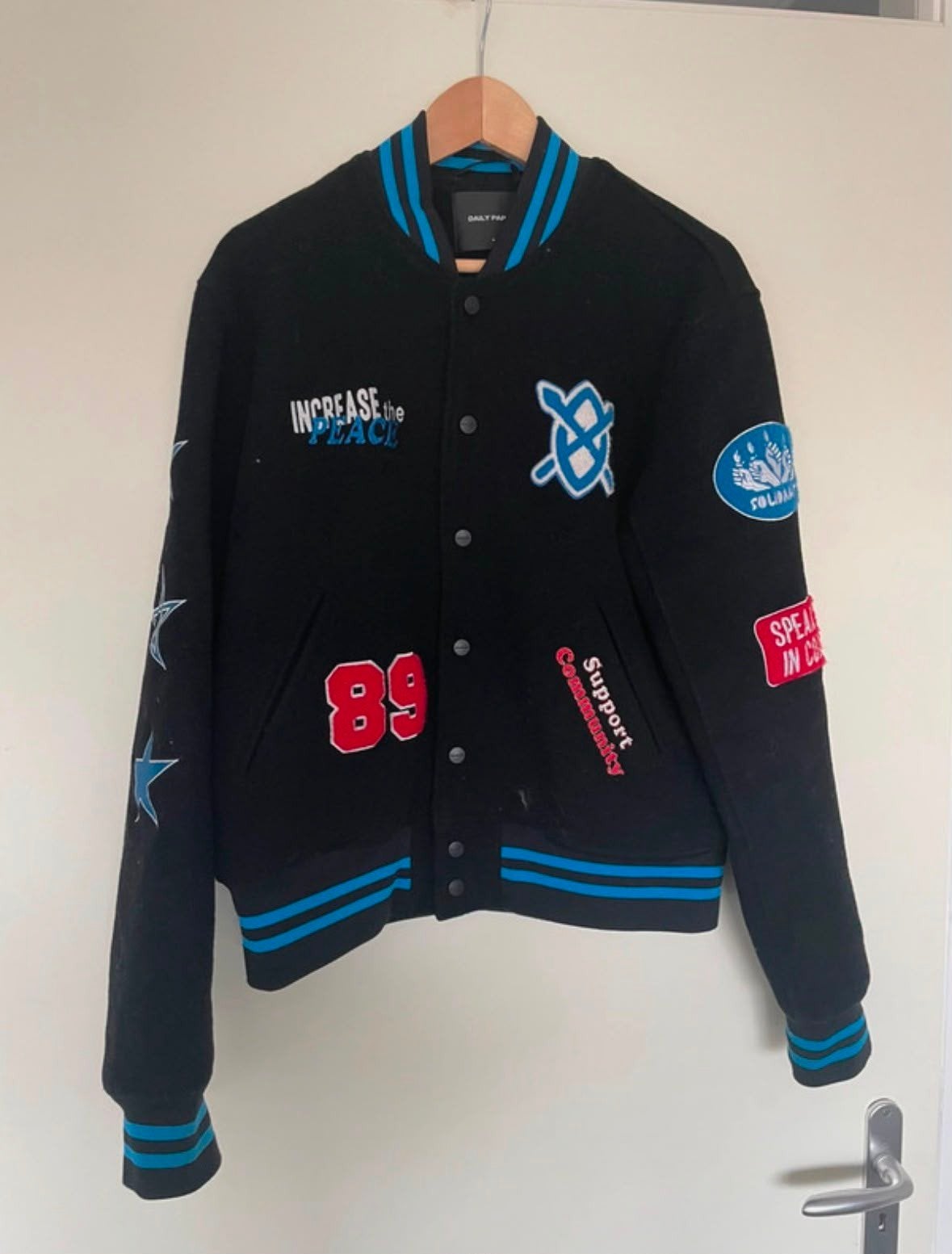 Daily Paper Varsity Jacket zwart maat S, Zwart, Ophalen of Verzenden, Zo goed als nieuw, Daily Paper