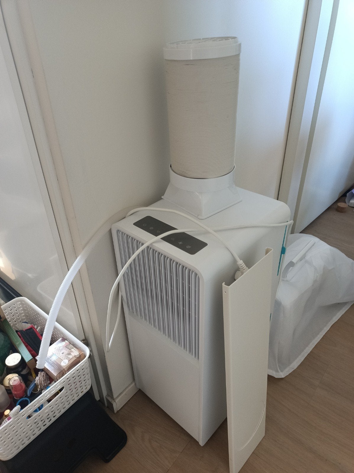 Handson Mobiele Airco - 7000BTU, Ophalen, Timer, Koelen en Ontvochtigen, Minder dan 60 m³