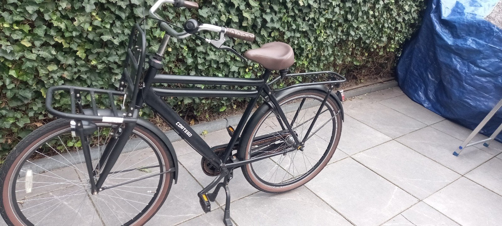 Foto 3 van Cortego transportfiets - Zwart, met voor- en achterdrager