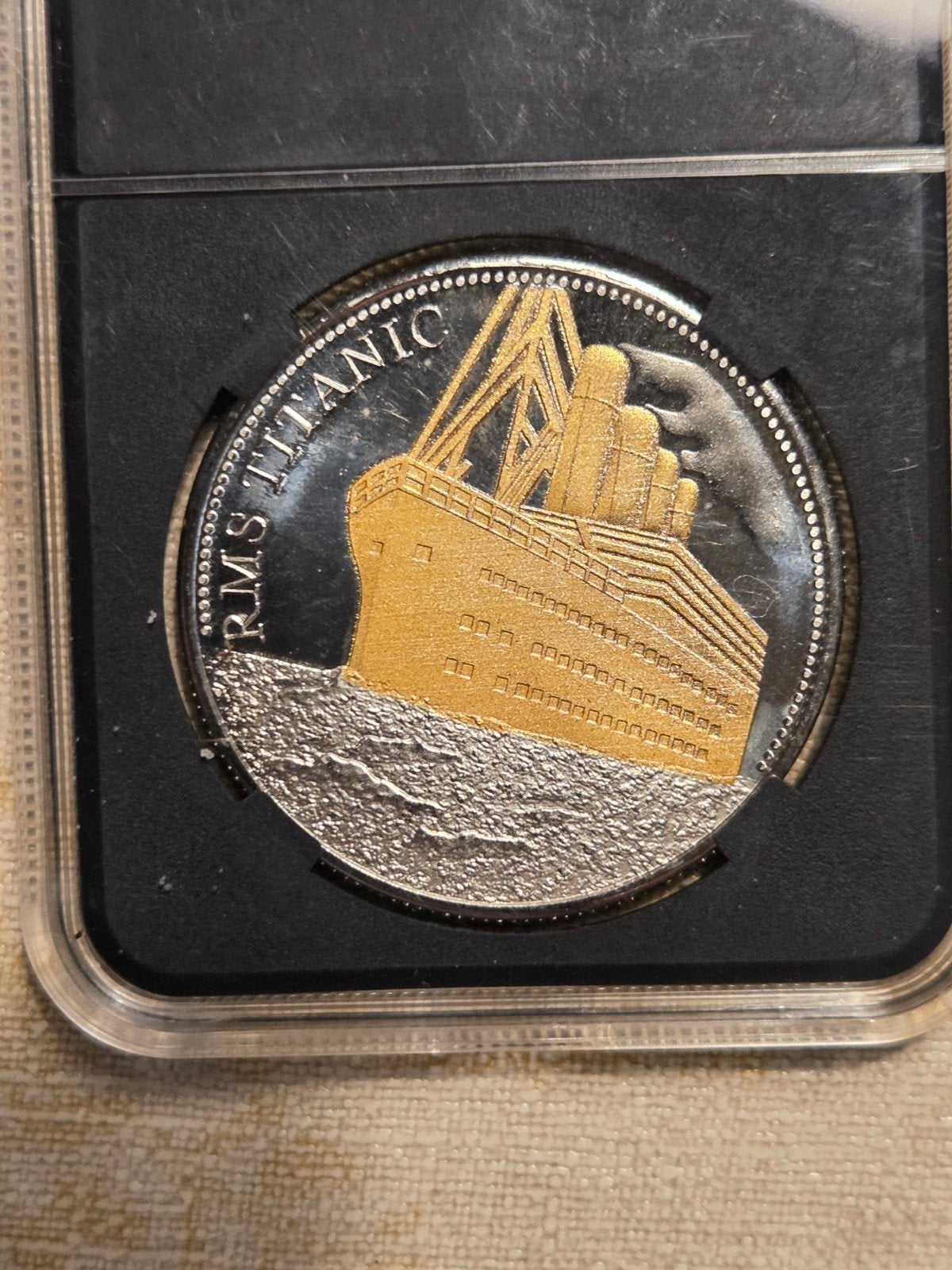 RMS Titanic Herdenkingsmunt - Zilver met Goudaccenten, Ophalen of Verzenden, Losse munt