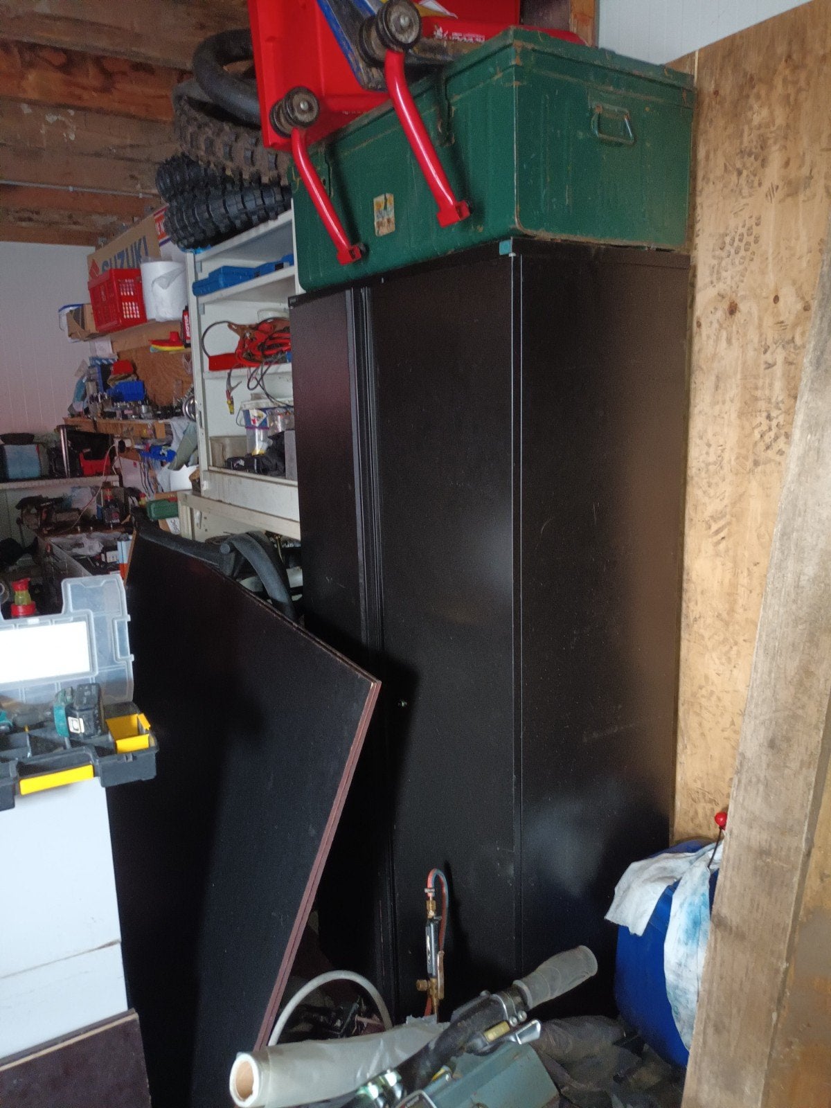 2 x stalen kast., Ophalen of Verzenden