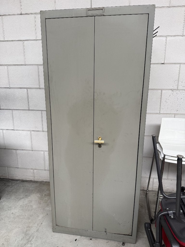 Grote metalen kast voor werkplaats of garage 200x83x86 cm, Ophalen, Gebruikt, Onbekend, Onbekend