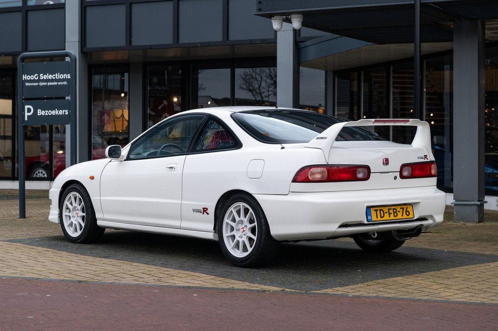 Honda Integra 1.8 Vtec Type R (new condition) (bj 1998), Auto's, Honda, 190 pk, 4 stoelen, Wit