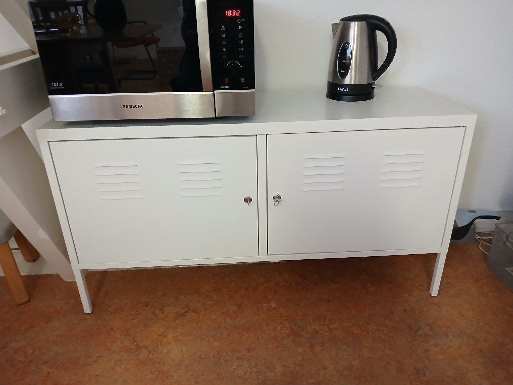Kastje Ikea PS, Ophalen, Zo goed als nieuw