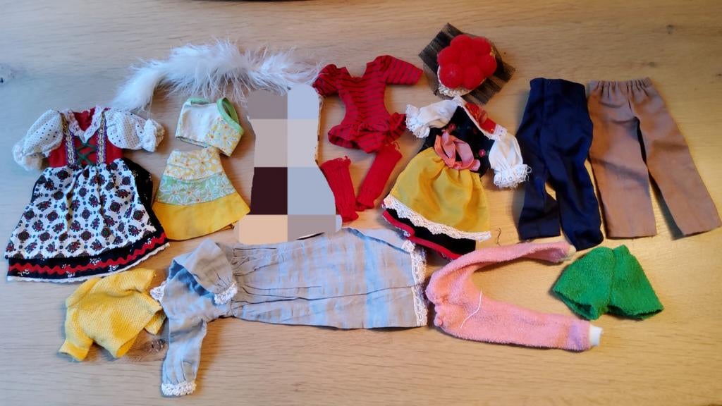 Vintage Barbie Sindy Fleur Tienerpop outfit ballerina hoed., Ophalen of Verzenden, Zo goed als nieuw, Fashion Doll