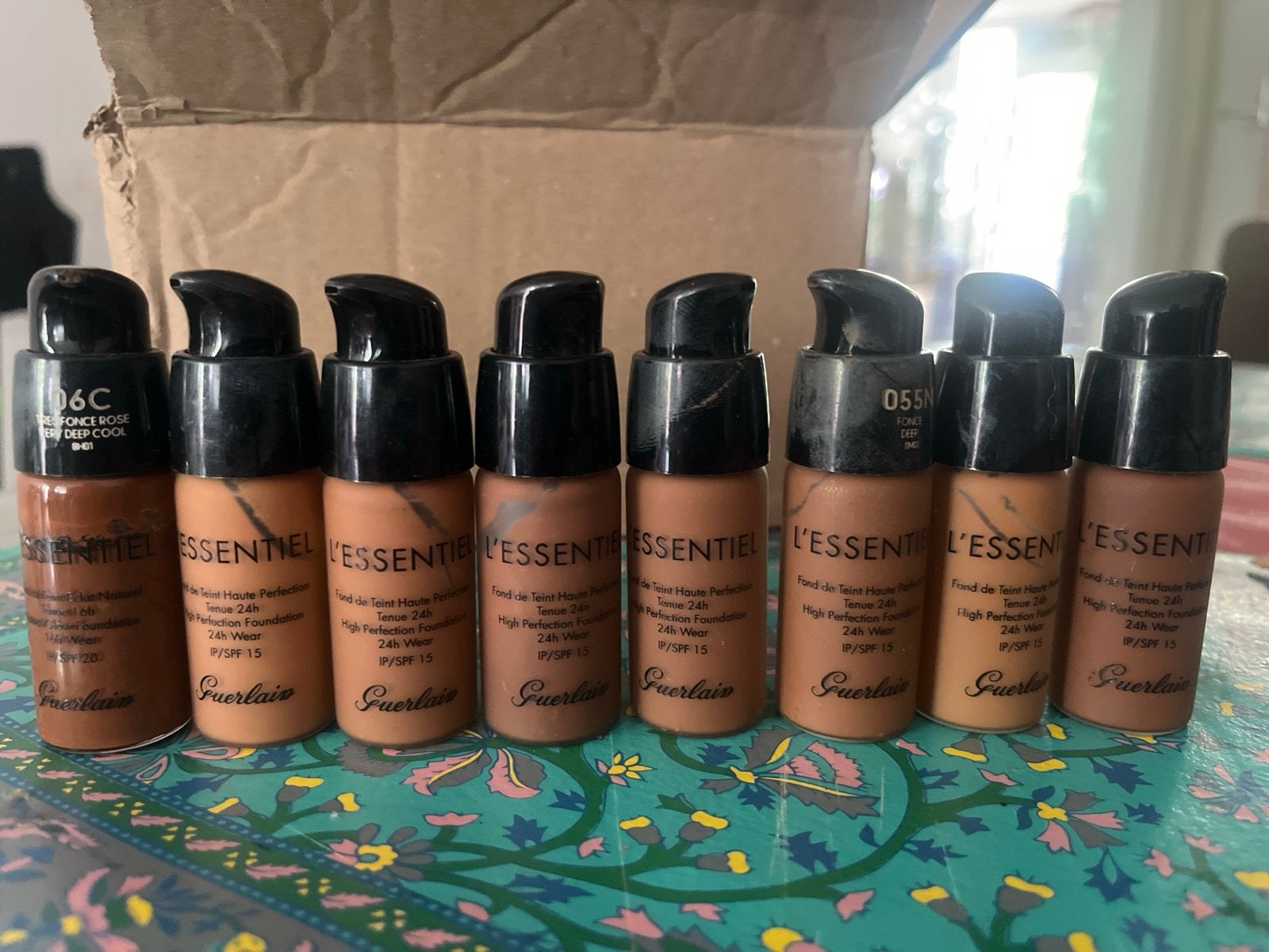 Guerlain L'Essentiel High Perfection Foundation - Diverse ti, Overige kleuren, Zo goed als nieuw, Make-up, Verzenden
