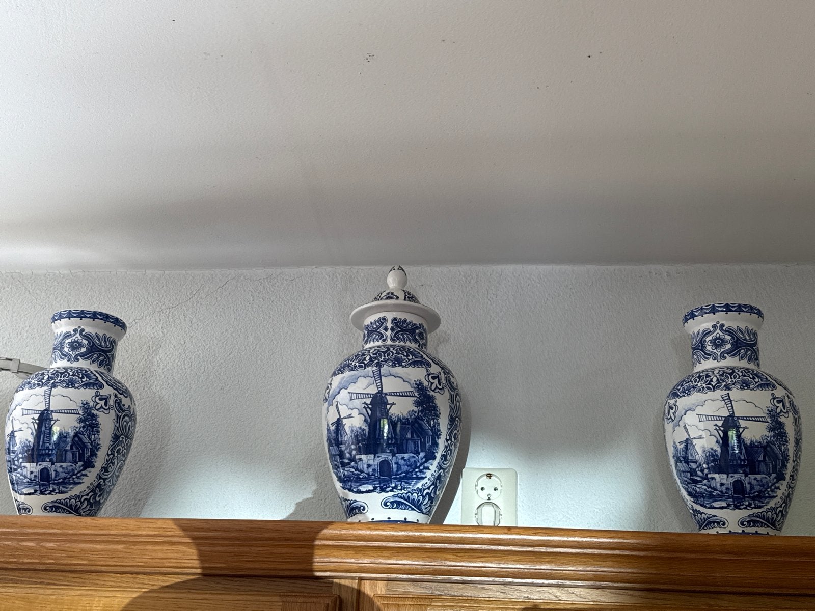 Delfts Blauw Vazen Set - Molen en Bloemen Decoratie, Antiek en Kunst, Ophalen