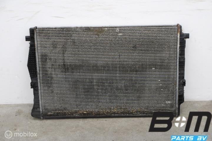 Radiateur Audi A3 8V E-Tron 5Q0121251ES, Gebruikt