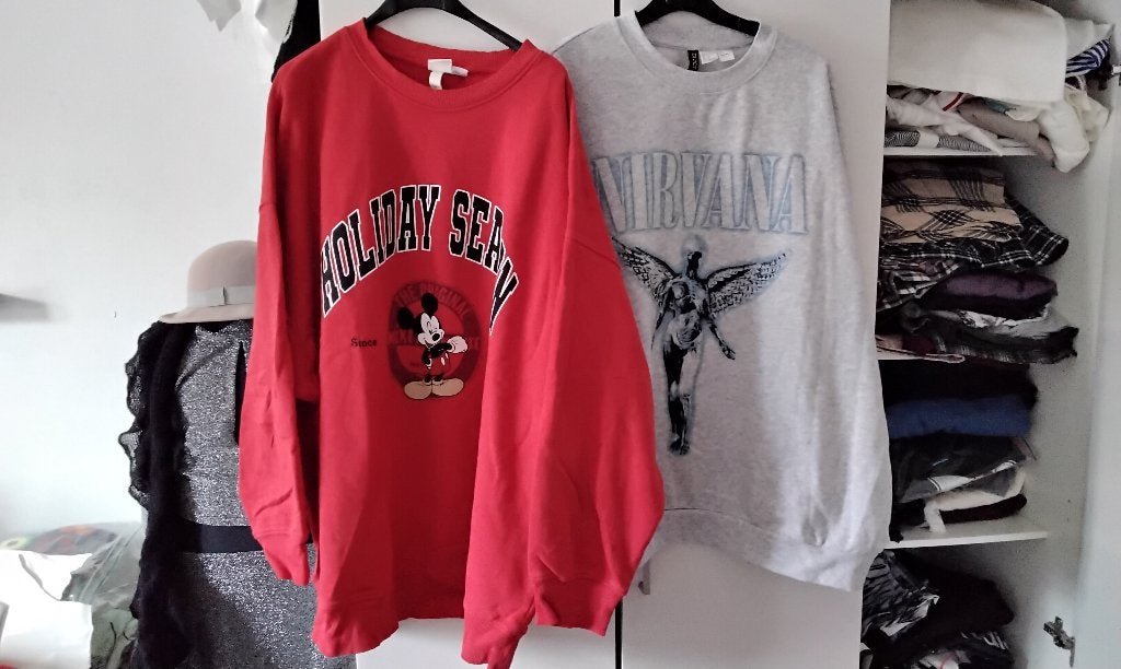 Stoere Extreme Oversized Dames Shirt Rood Disney Nirvana XL+, Maat 46/48 (XL) of groter, Ophalen of Verzenden, Zo goed als nieuw