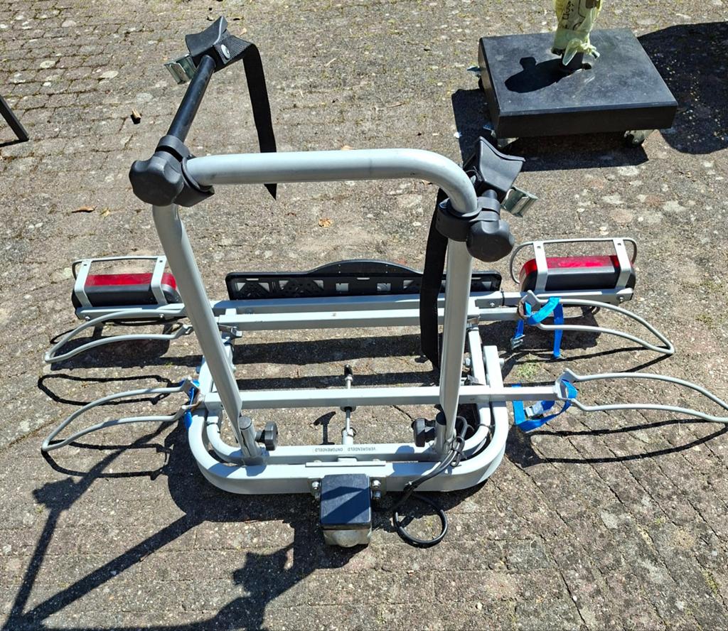 Stevige trekhaak fietsendrager voor 2 fietsen, Ophalen, 2 fietsen, Gebruikt, Trekhaakdrager