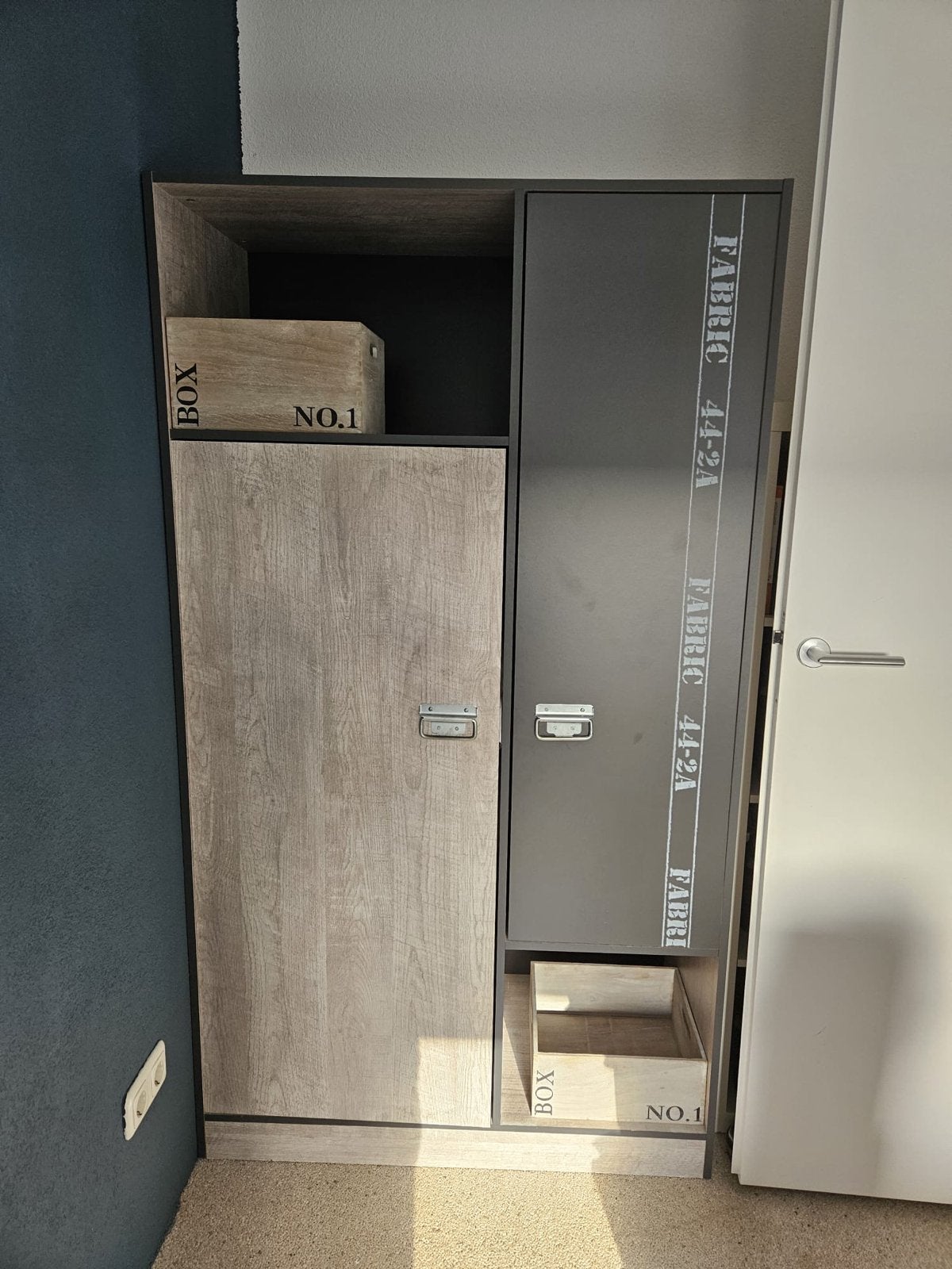 Complete tienerkamer: bed, kledingkast, nachtkastje, planken, Kinderen en Baby's, Kinderkamer | Complete kinderkamers, Ophalen