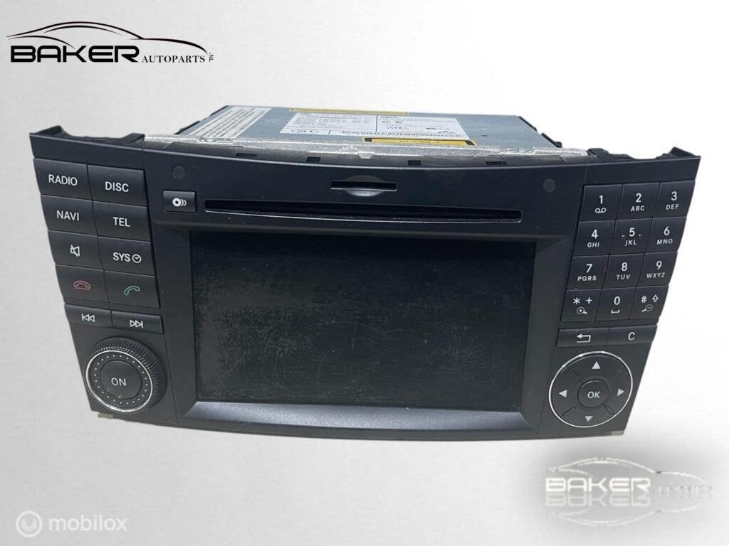 Autoradio Mercedes CLS-klasse C219 W211 (04-10) A2118709094, Gebruikt, Mercedes-Benz, Ophalen of Verzenden, Mercedes-Benz