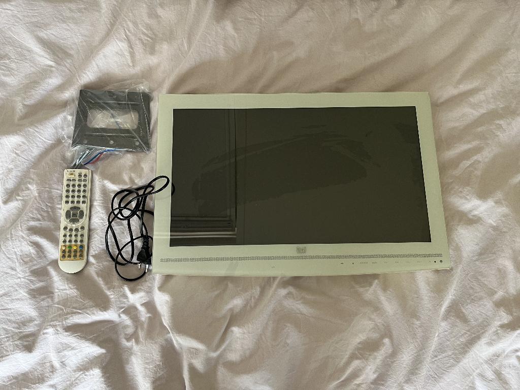 Kleine TV 22 inch, Gebruikt, 50 Hz, LCD, 40 tot 60 cm