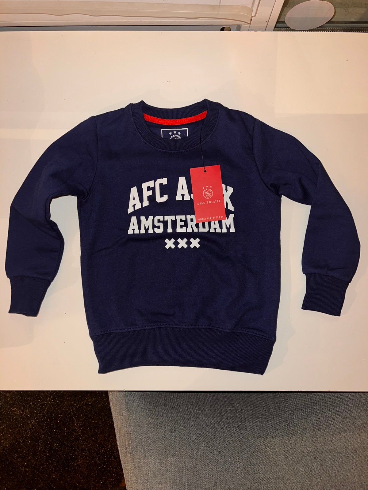AJAX kinndertrui / kindersweater Maat 116-122, Ophalen of Verzenden, Zo goed als nieuw, Jongen of Meisje