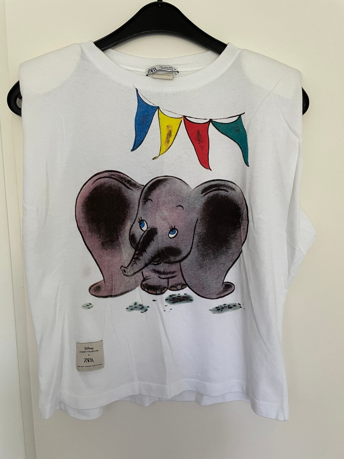 Wit mouwloos tshirt Dumbo/Dombo van Zara maat S  Disney, Kleding | Dames, T-shirts, Wit, Ophalen of Verzenden, Zo goed als nieuw