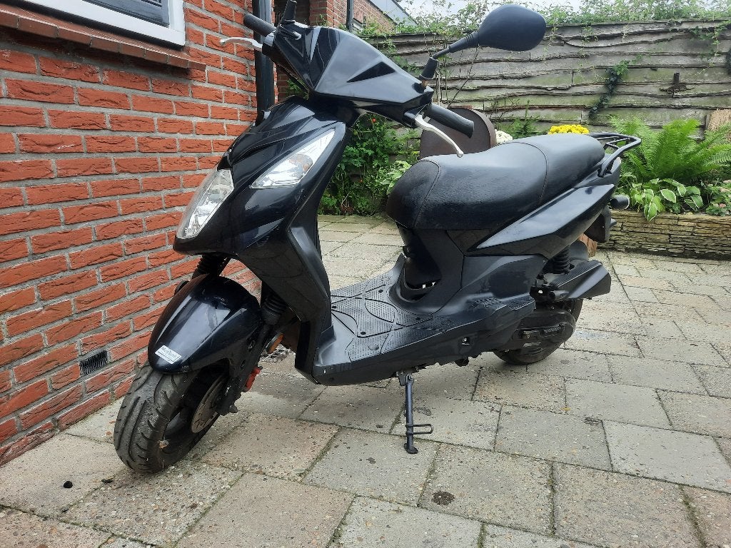 Sym OBERT 2  bj 2021, Fietsen en Brommers, Ophalen, Gebruikt, Maximaal 45 km/u, Benzine