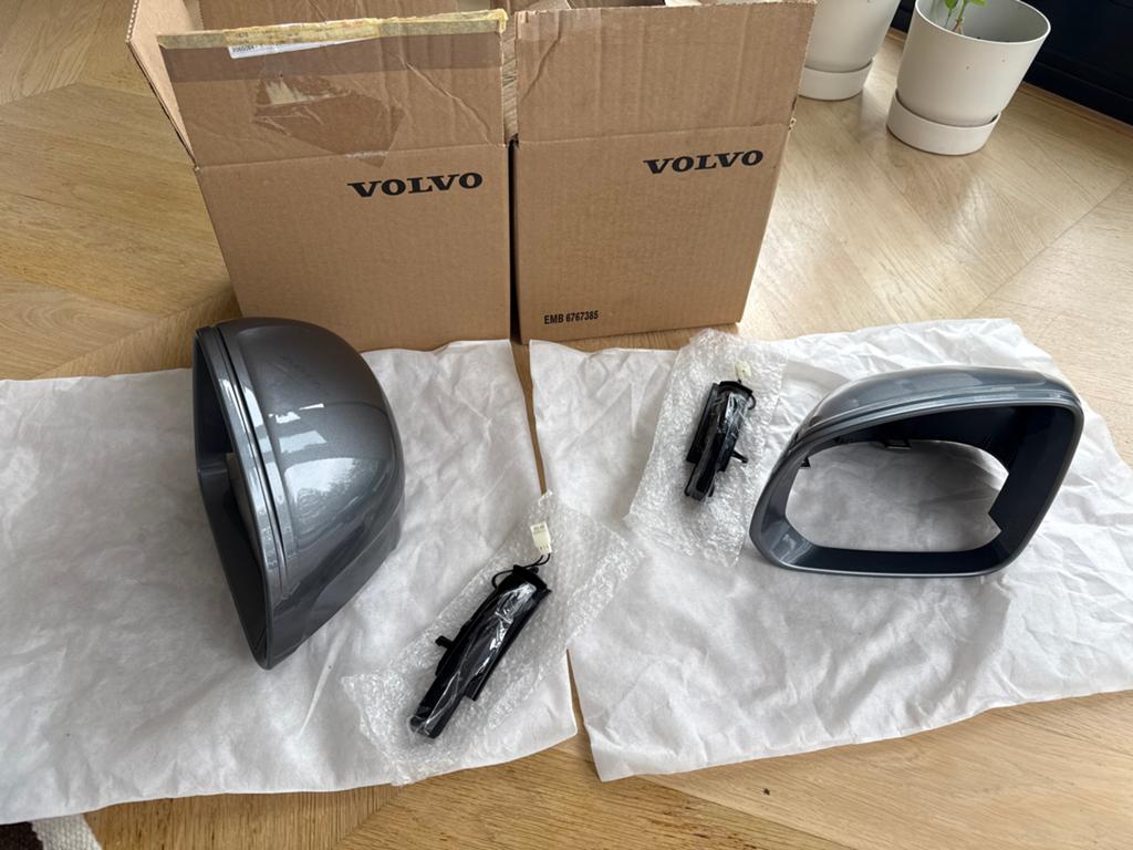 Volvo XC60/S90/V90/XC90 Spiegelkappen Osmium Grey met dynami, Auto-onderdelen, Spiegels, Volvo, Gebruikt, Ophalen of Verzenden