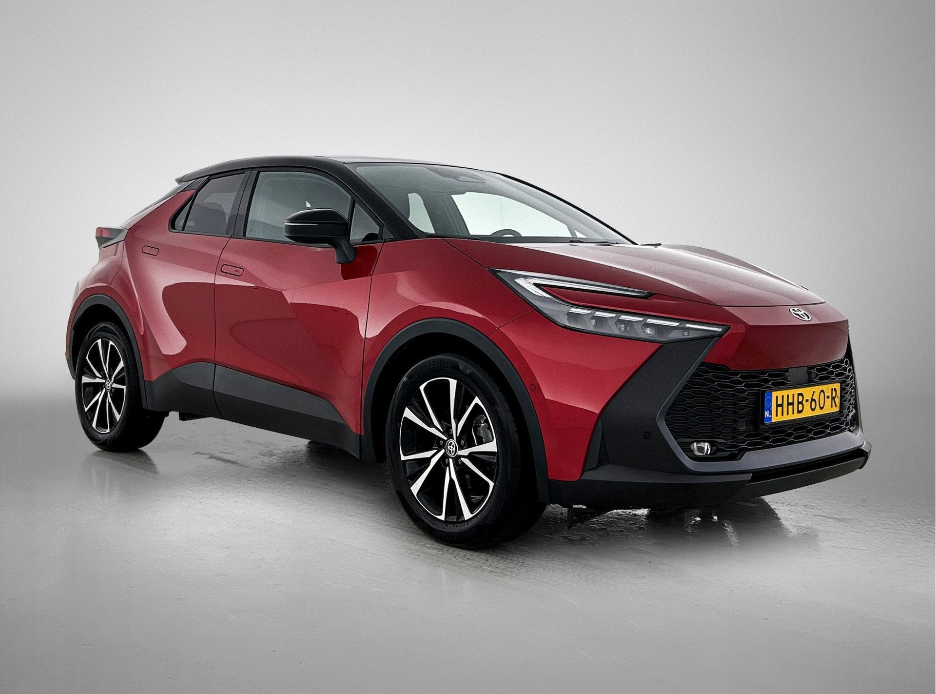 Toyota C-HR 1.8 Hybrid 140 First Edition | Navigatie | Elekt, Auto's, Stof, 4 cilinders, 122 pk, Origineel Nederlands