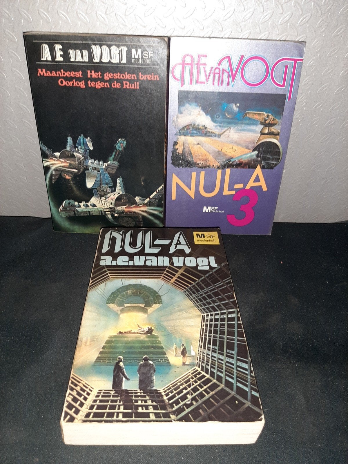 A.E. van Vogt Sciencefiction Boeken (3 stuks), Boeken, Ophalen of Verzenden, Gelezen, A.E. van Vogt