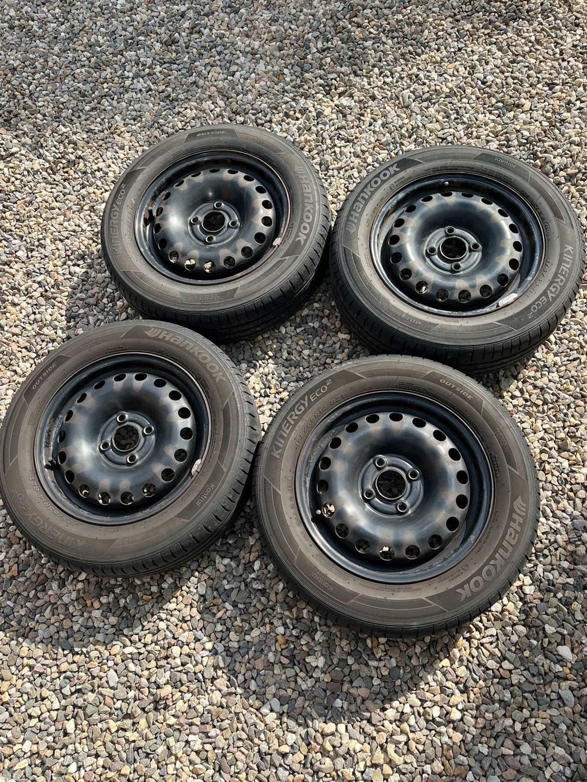 Set wielen met banden voor VW Up, Skoda Citigo en Seat Mii, Auto diversen, Wieldoppen, Ophalen, Gebruikt