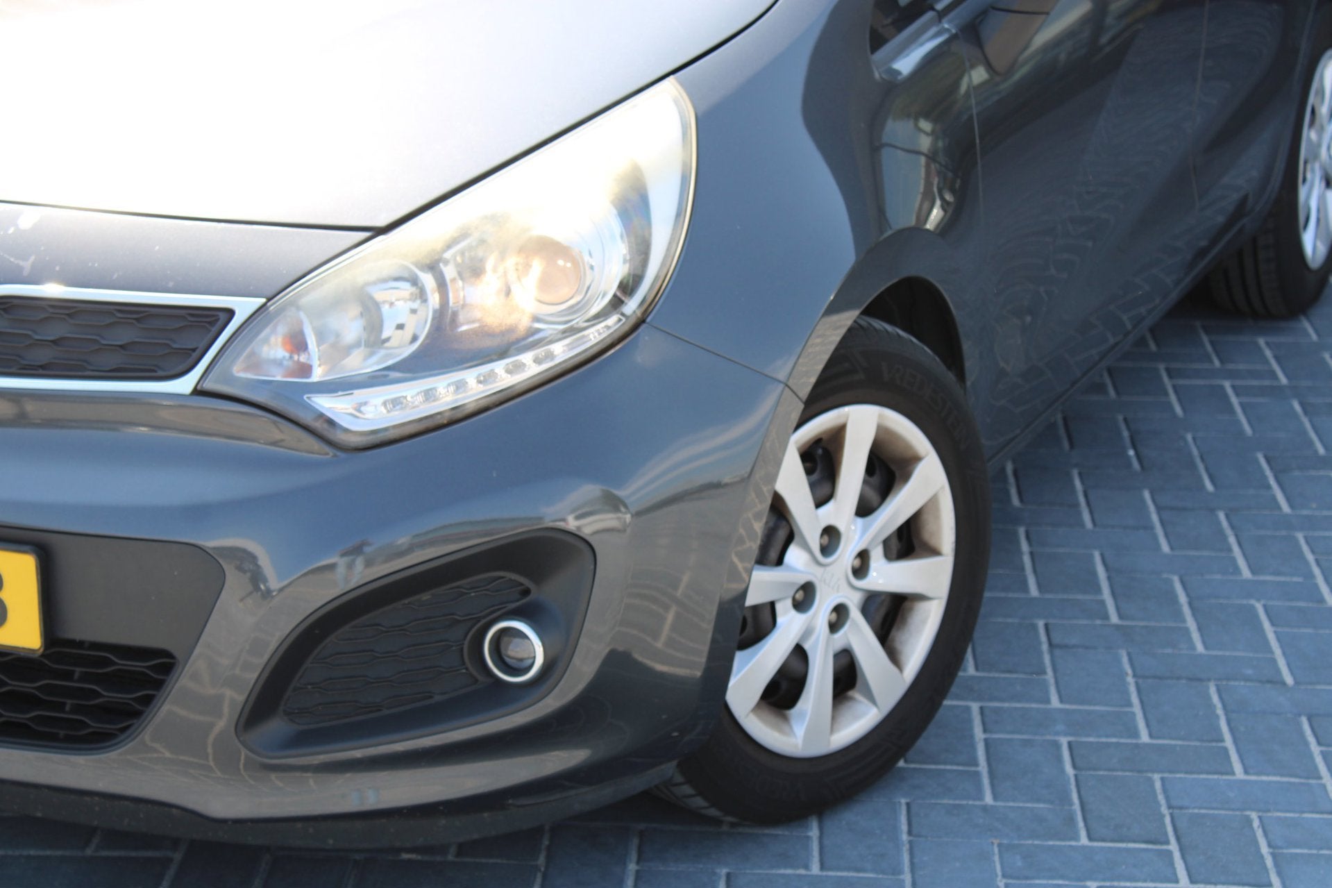 Kia Rio 1.2 CVVT Plus Pack, 5-deurs, Airco, Elektrische rame, Zwart, 4 cilinders, Origineel Nederlands, Bedrijf