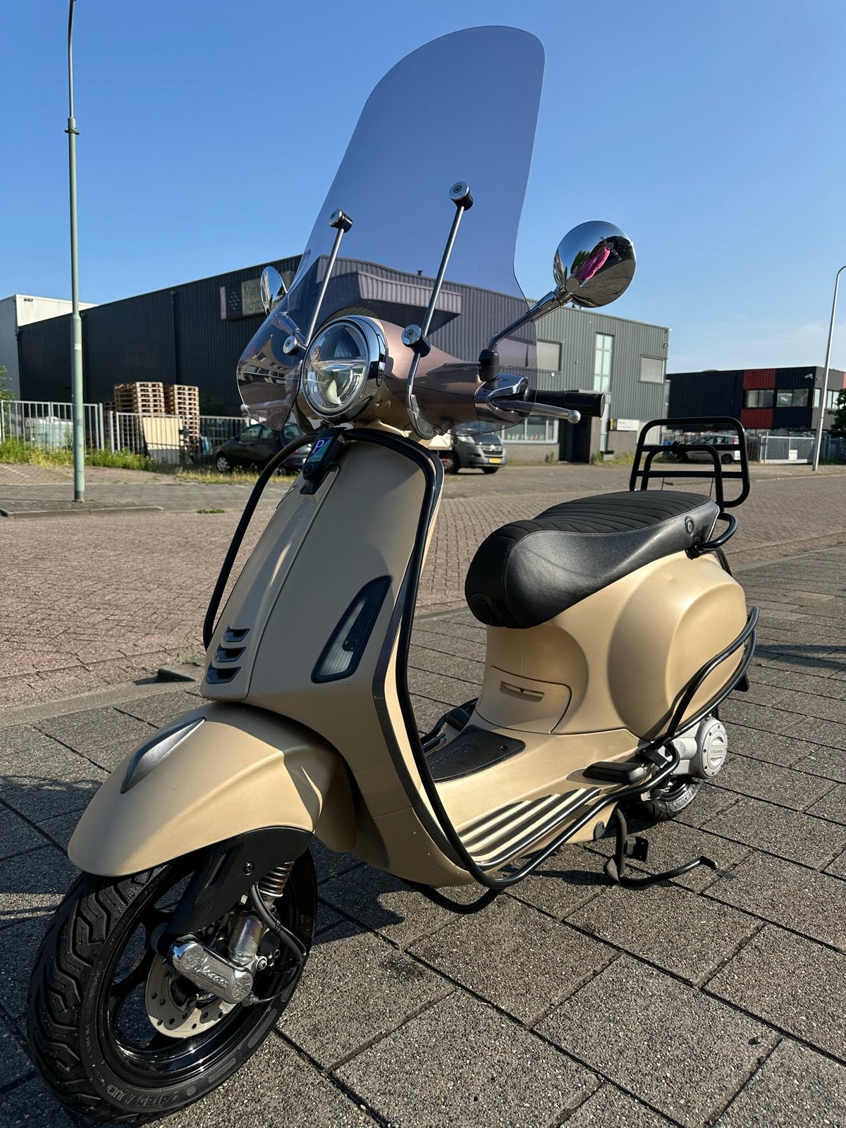 Vespa Primavera 4T 25km/u - Zo goed als nieuw, Ophalen, Overige modellen, Zo goed als nieuw, Benzine