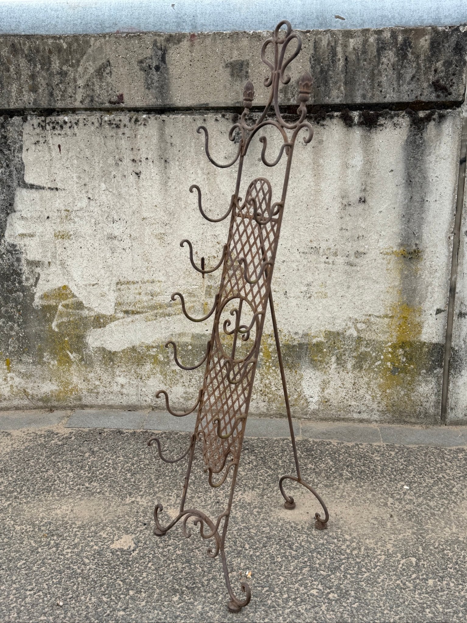 Brocante Rustieke Gietijzeren Wijnrek Vintage Stijl, Huis en Inrichting, Woonaccessoires | Wijnrekken, Ophalen of Verzenden, Gebruikt