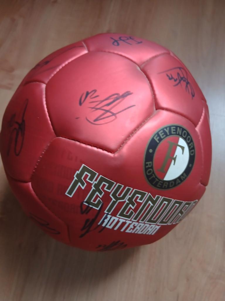 Feyenoord bal met handtekeningen kampioenschap 16/17, Maat XL, Ophalen, Bal