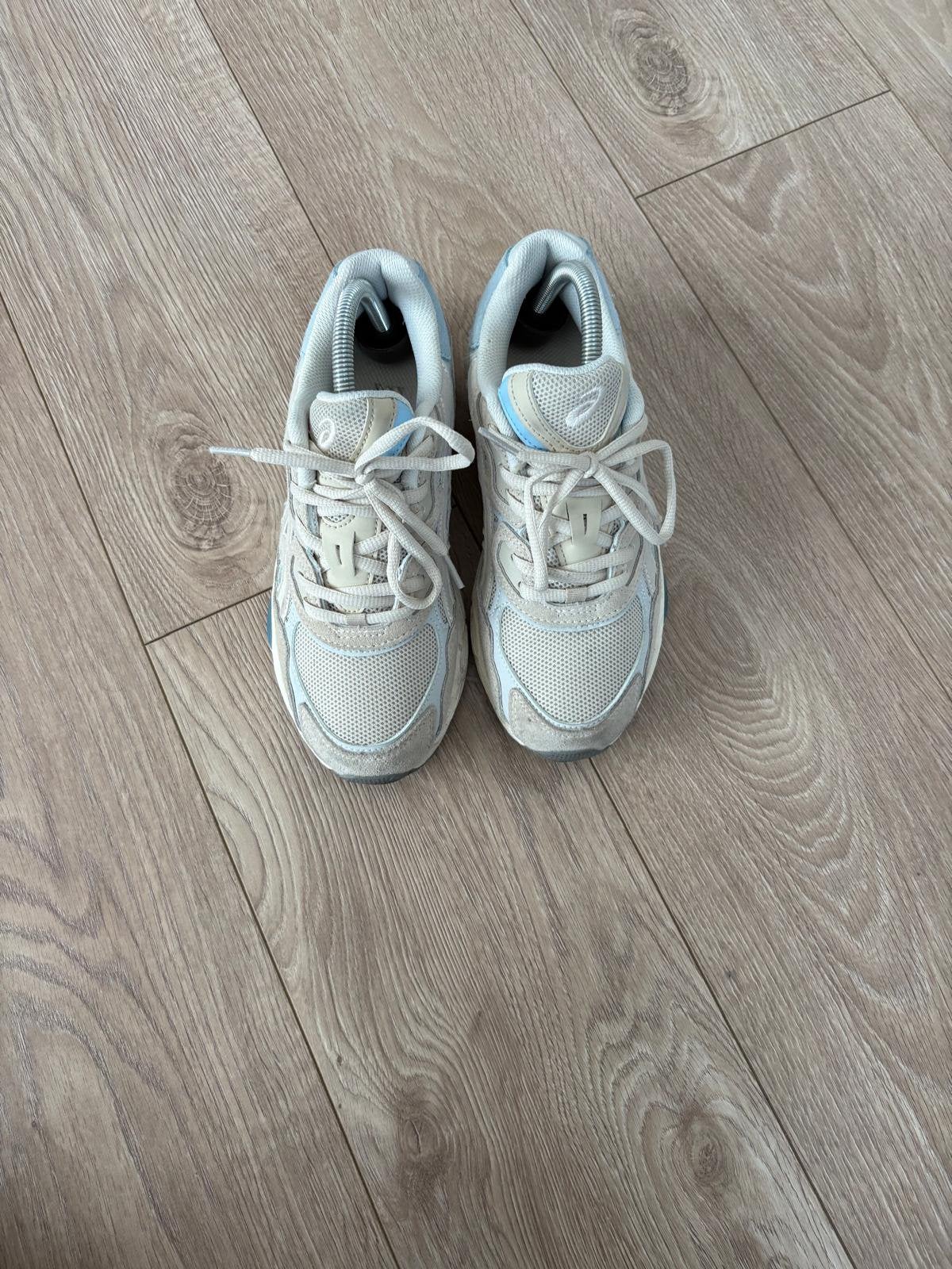 Asics Maat 40, Ophalen of Verzenden, Zo goed als nieuw