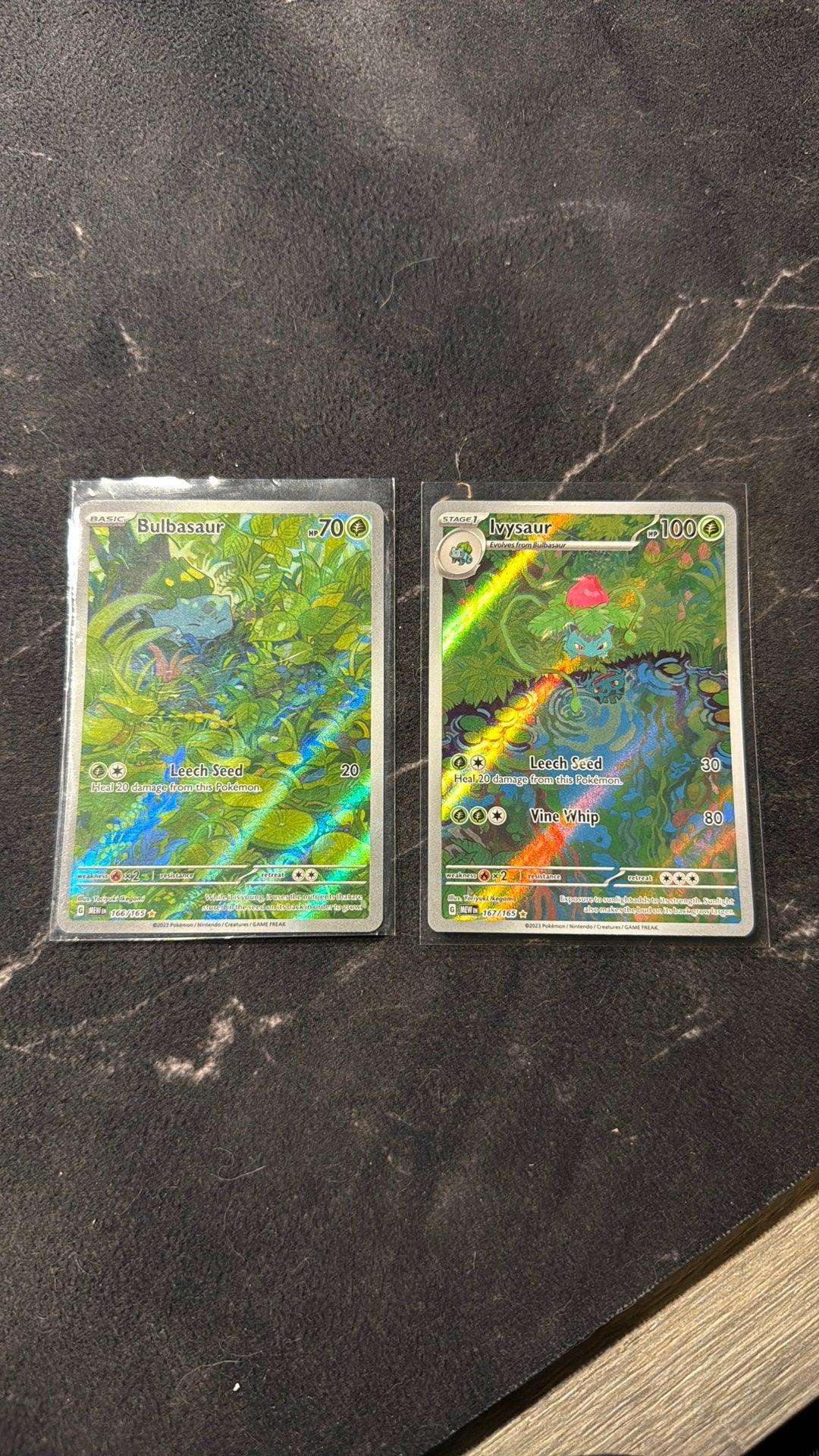 Bulbasaur & Ivysaur Pokémon 151., Ophalen of Verzenden, Nieuw, Meerdere kaarten, Foil