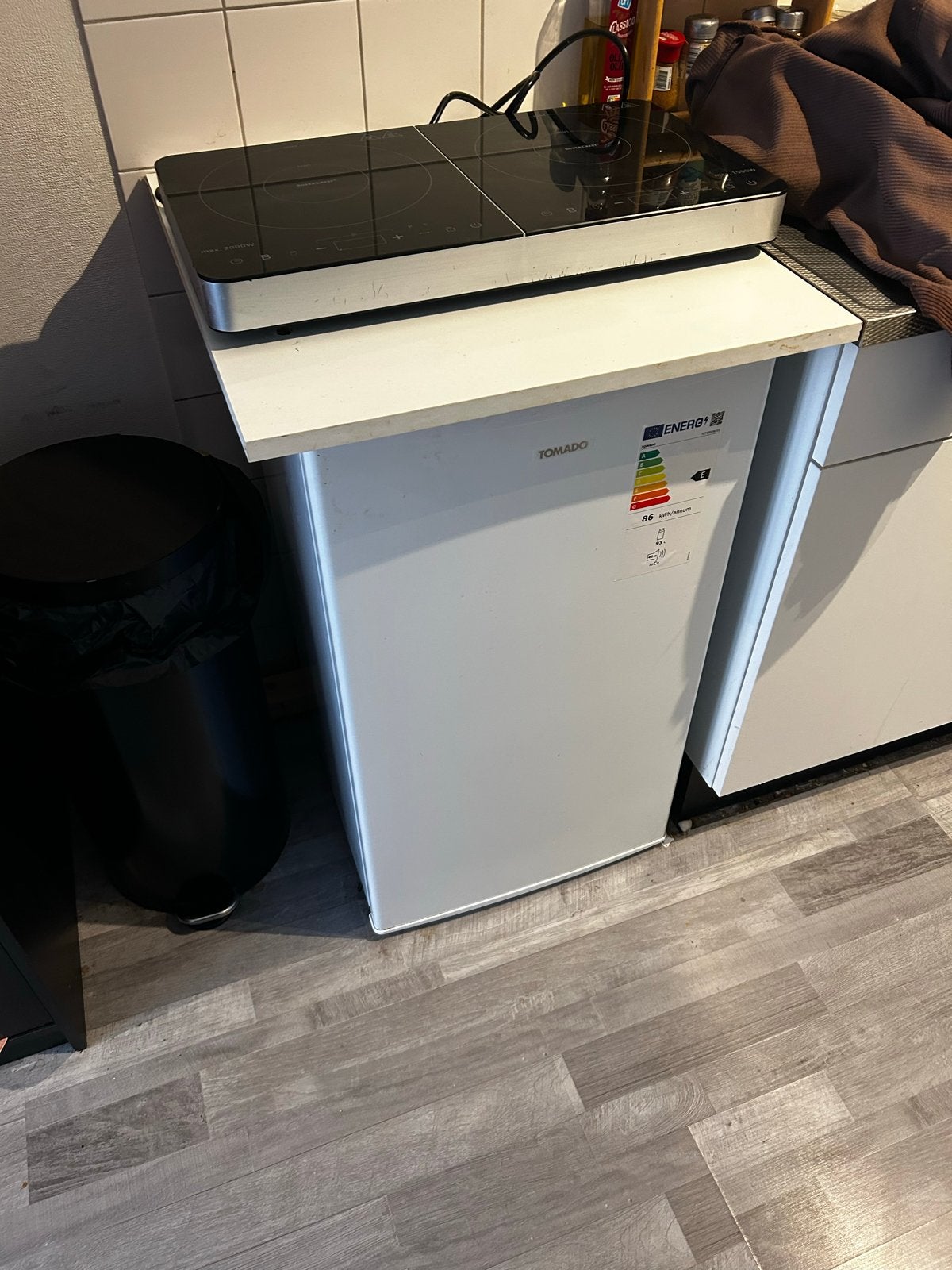 Tomado Koelkast - Compact en Energiezuinig, Ophalen of Verzenden, Energieklasse A of zuiniger, 45 tot 60 cm, Zonder vriesvak