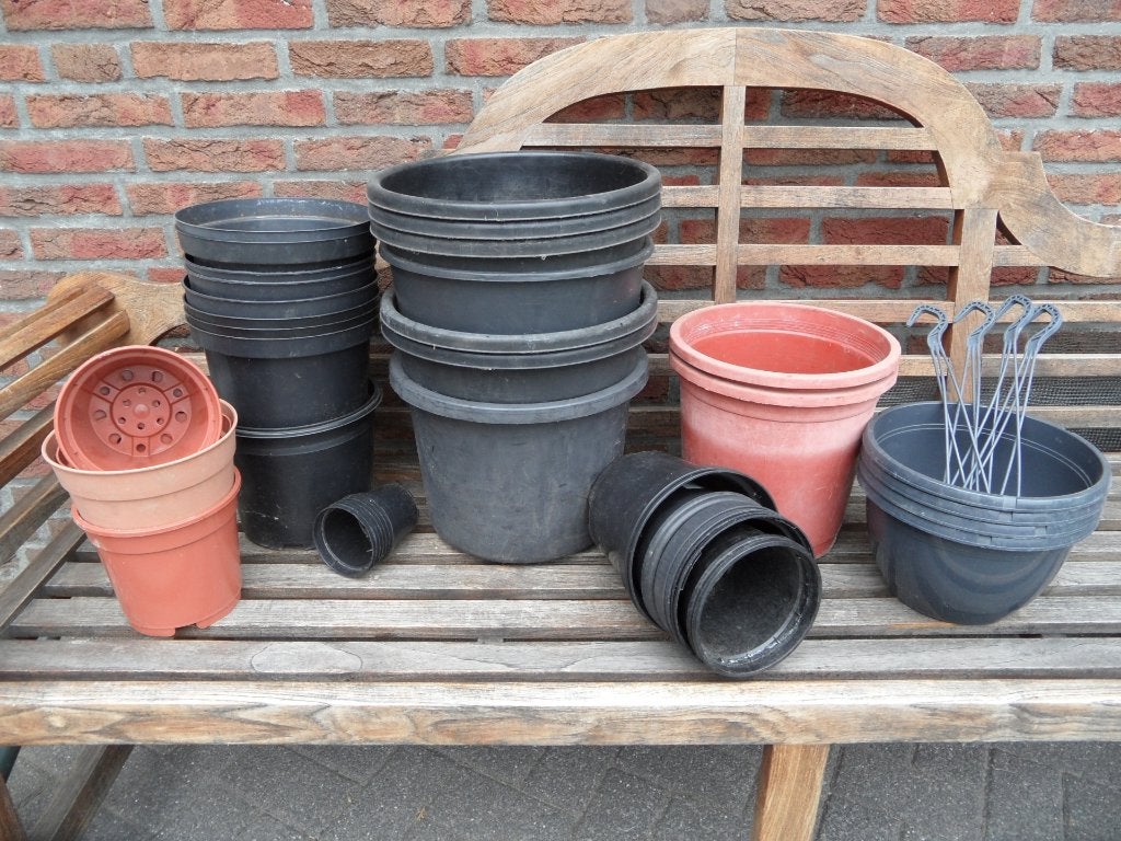 partij zwarte / terra kunststof plantenpotten / hangpotten, 25 tot 40 cm, Kunststof, Rond, Ophalen of Verzenden