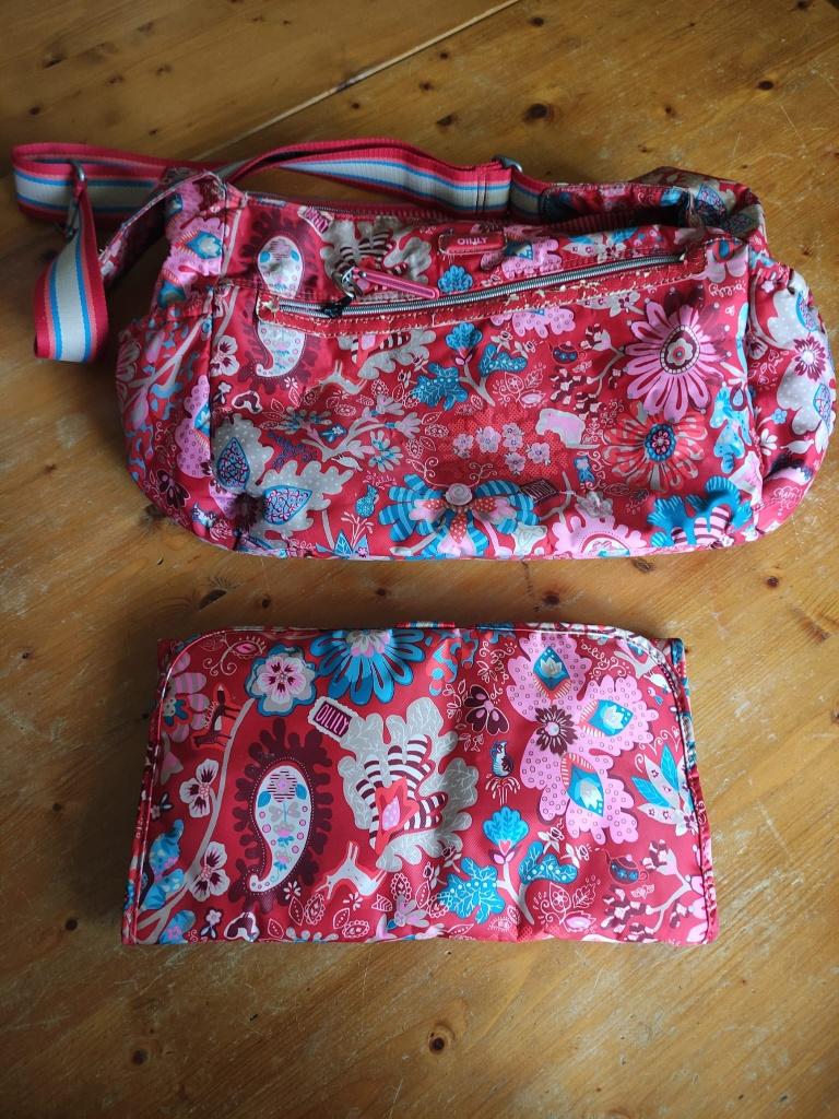 Babytas luiertas Oilily rood gebloemd vintage, Kinderen en Baby's, Luiertassen, Ophalen of Verzenden, Gebruikt, Schoudertas