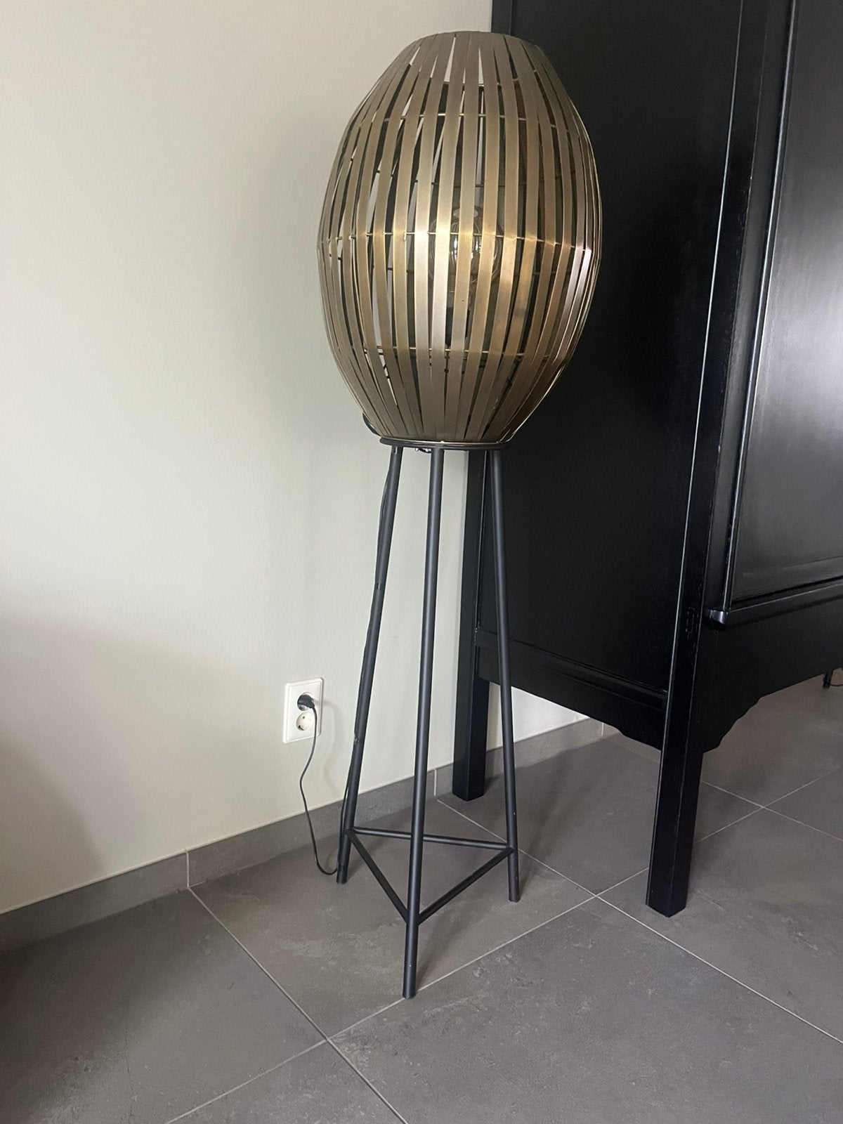 Light and living vloerlamp, los €95,of per set €190, Ophalen, E27 (groot), Zo goed als nieuw, Metaal