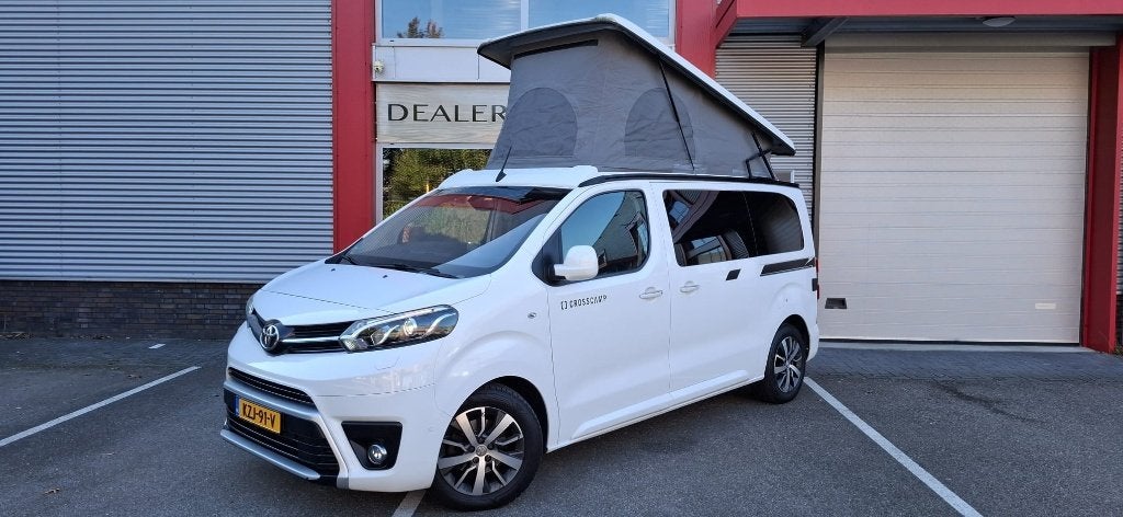 Dethleffs Crosscamp Toyota 177PK AUTOMAAT/4 PERSOONS/BOMVOL, Caravans en Kamperen, Rondzit, Bedrijf, Radio, 2000 kg en meer